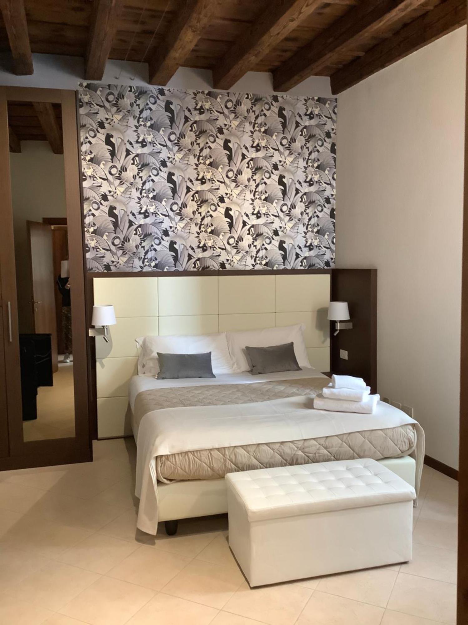 Verona Porta Borsari Relais Ngoại thất bức ảnh
